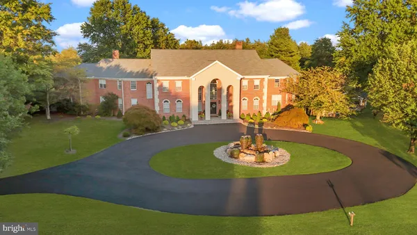 $5,695,000 | 7 Woodland Road, Newtown, PA 18940