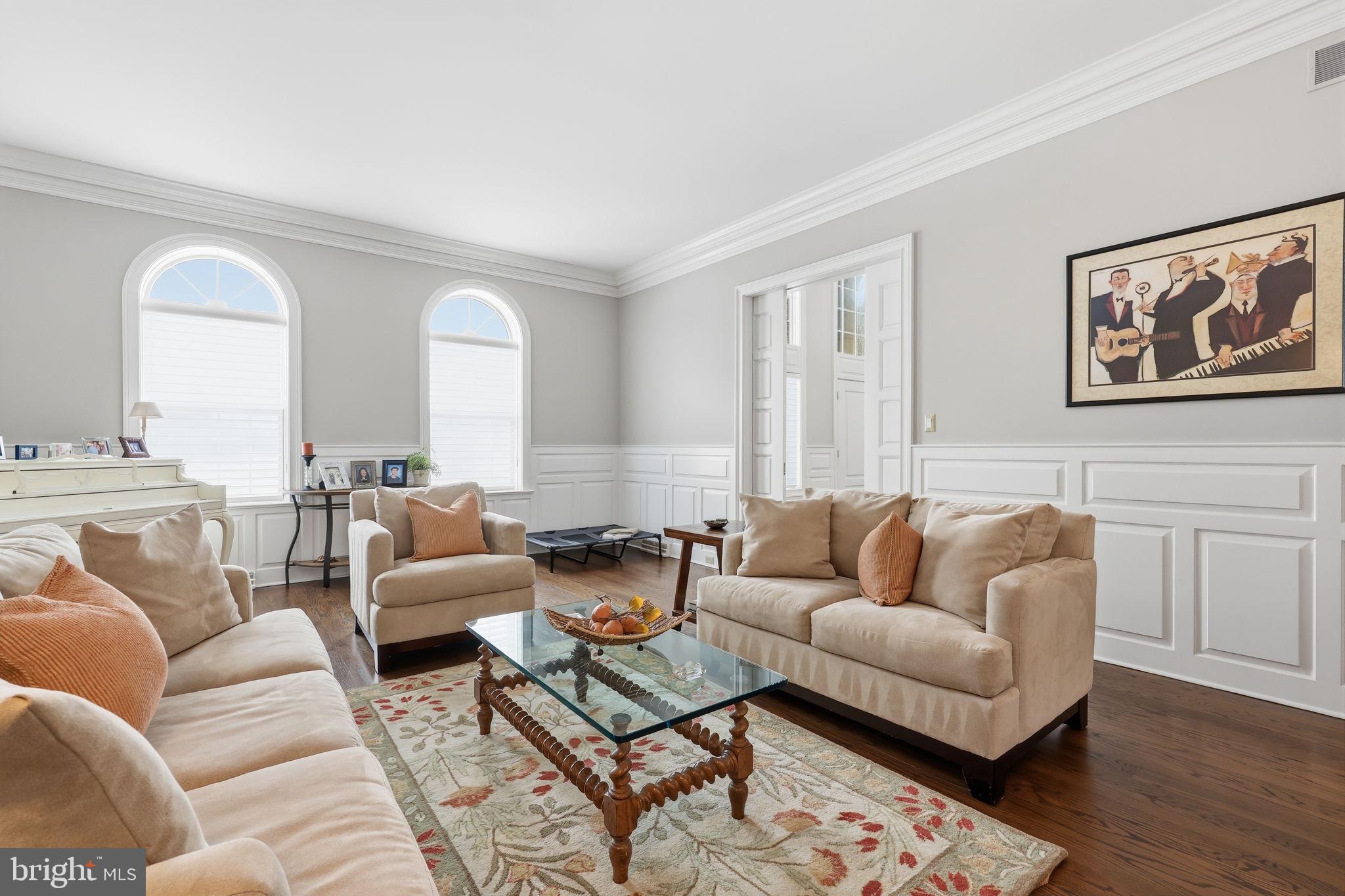 7 Woodland Road Newtown, PA 18940 - Photo 26 of 137 Formal living area
