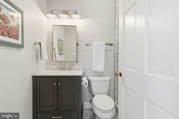 $5,695,000 | 7 Woodland Road, Newtown, PA 18940