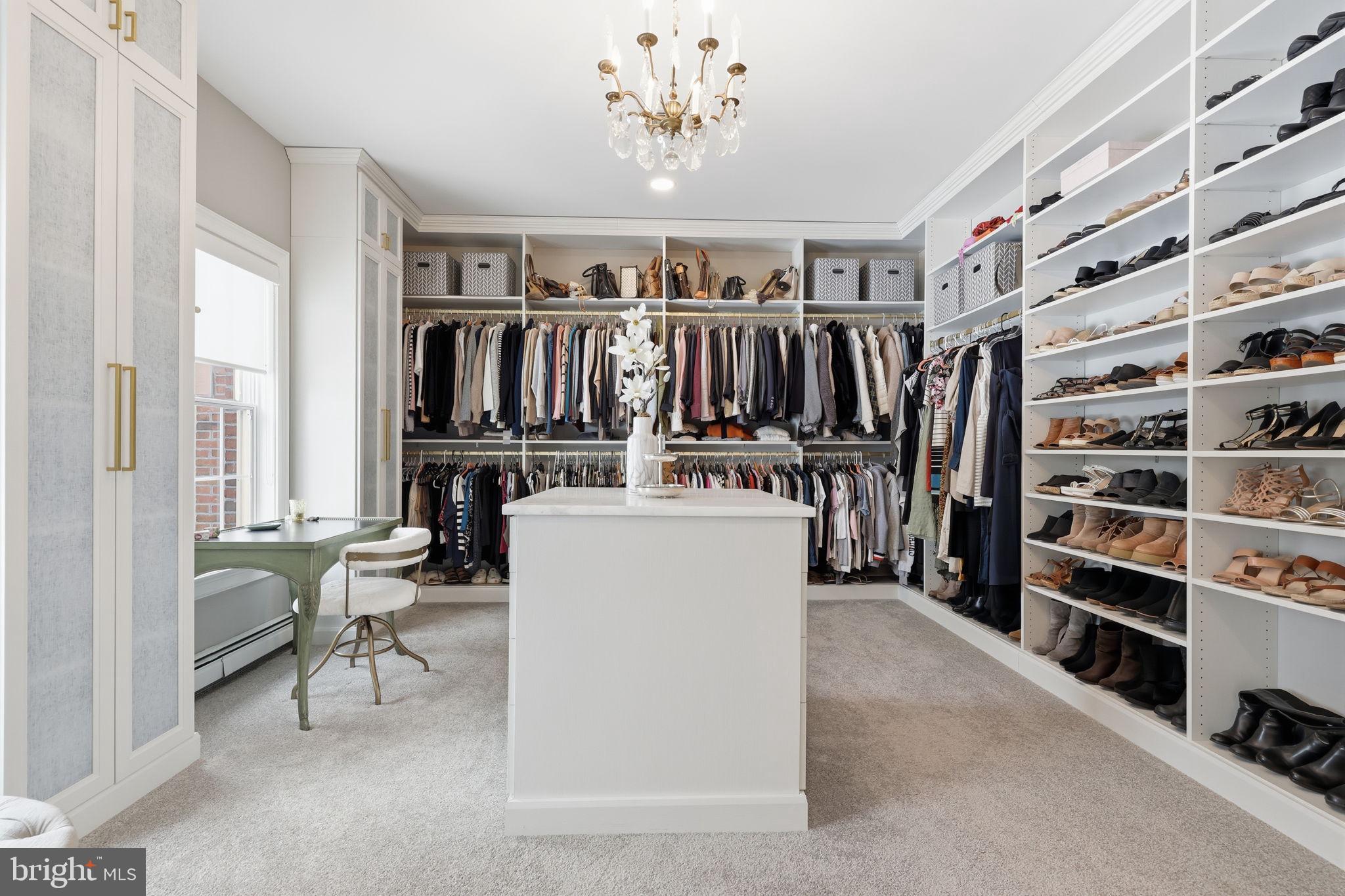 7 Woodland Road Newtown, PA 18940 - Photo 78 of 137 HUGE walk in closet and dressing area