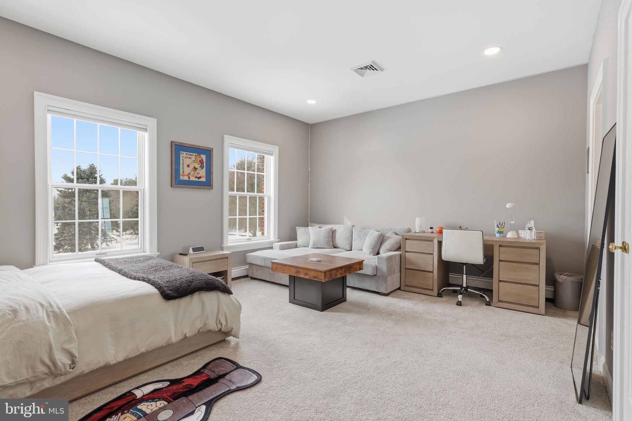 7 Woodland Road Newtown, PA 18940 - Photo 94 of 137 Bedroom #4 w/ en suite bathroom