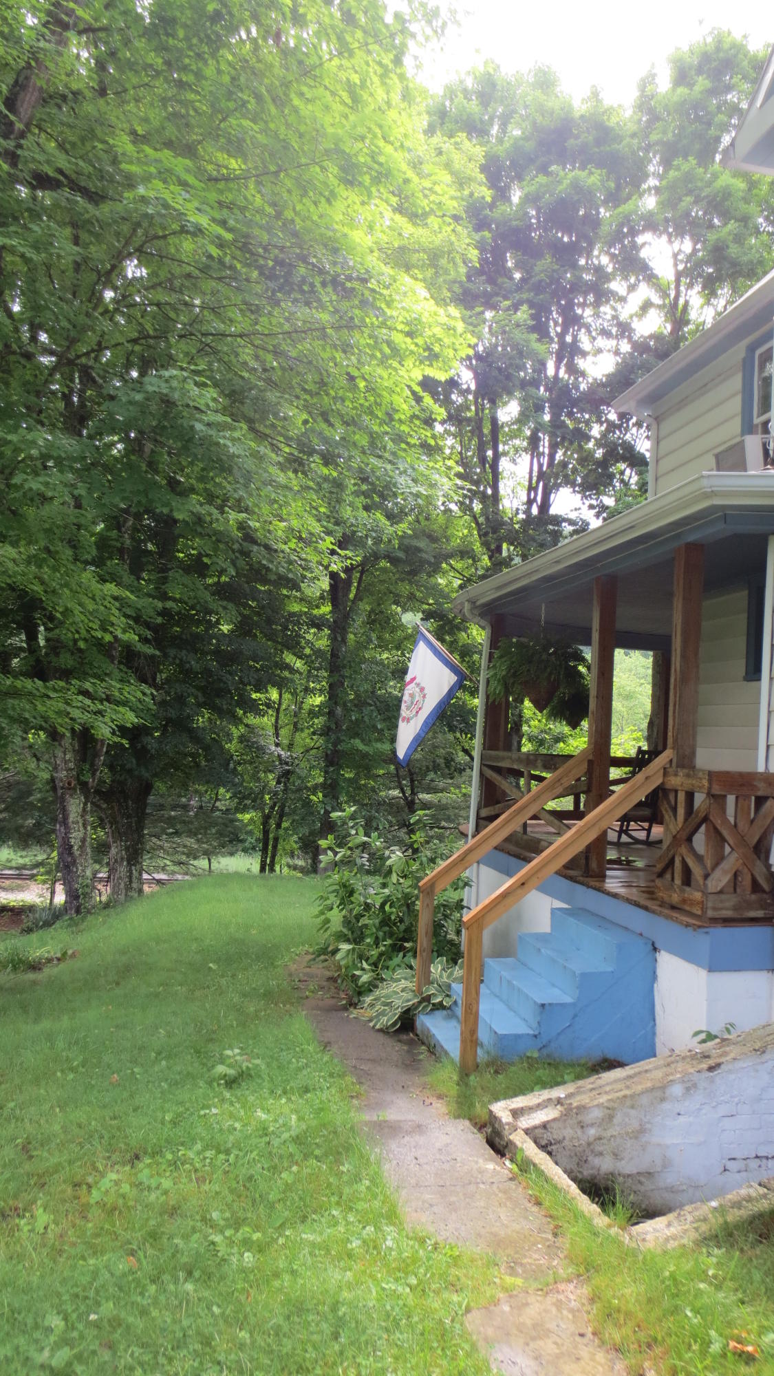 3352 Rockland Road Ronceverte, WV 24970 - Photo 22 of 41 Gallery Image 22