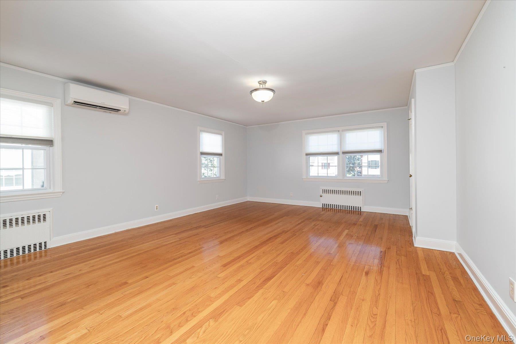 108 Muirfield Road Rockville Centre, NY 11570 - Photo 7 of 15