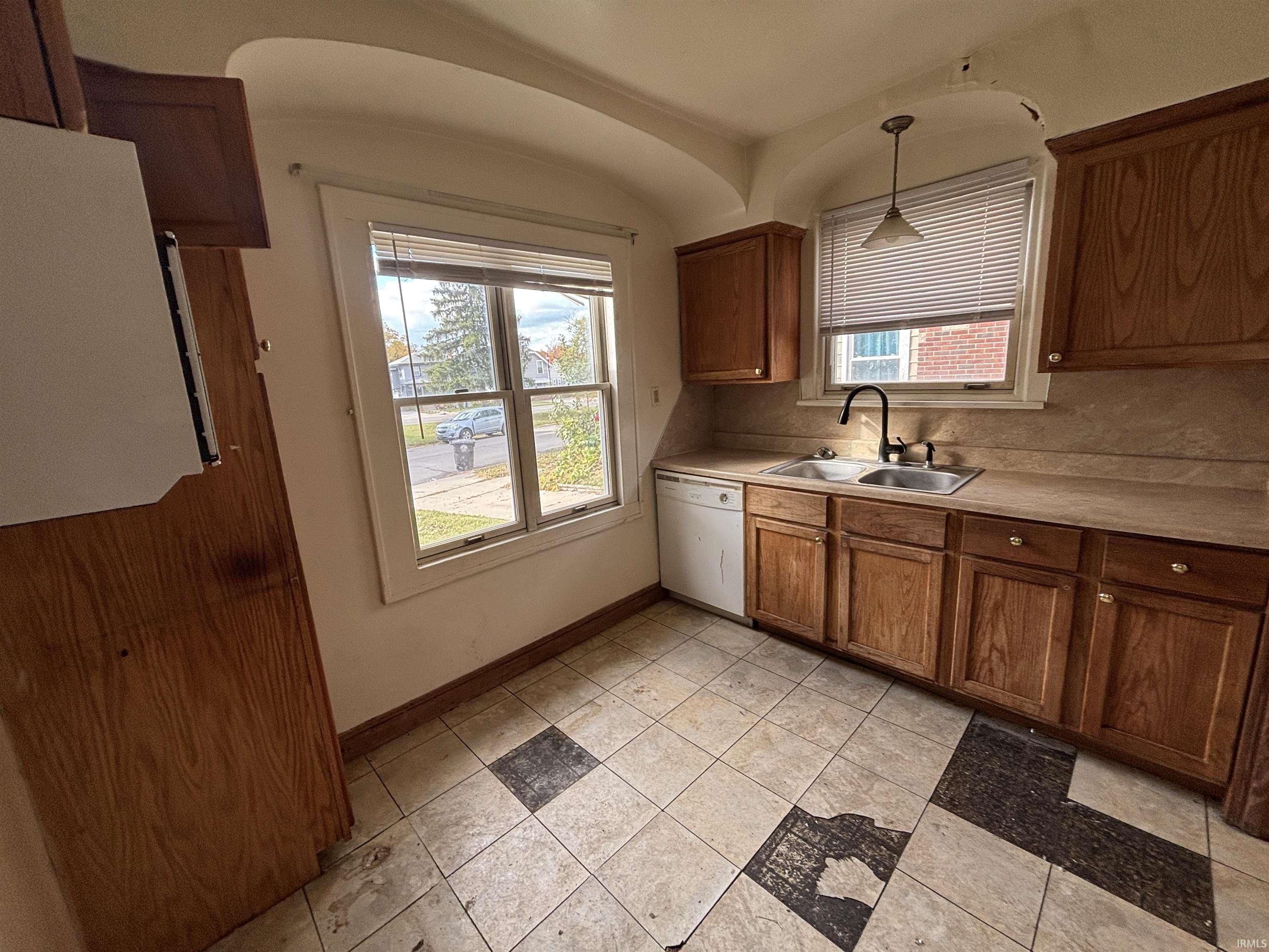 4545 Calumet Avenue Fort Wayne, IN 46806 - Photo 4 of 7