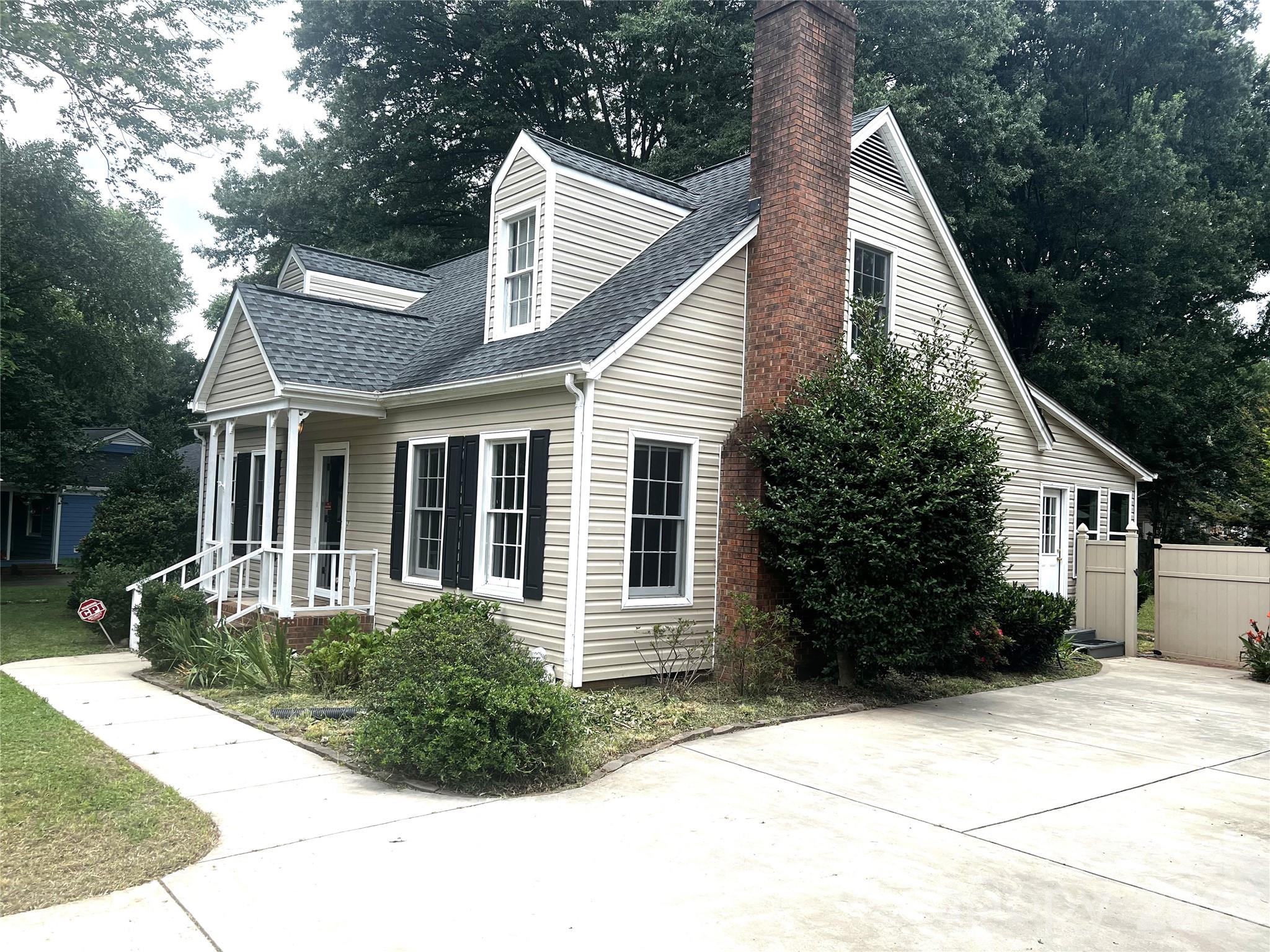 6737 Harrison Road Charlotte, NC 28270 - Photo 3 of 27