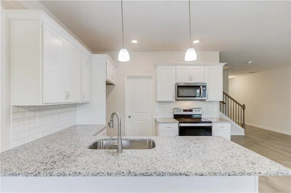$324,900 | 6378 Pine Ridge Point, Lula, GA 30554