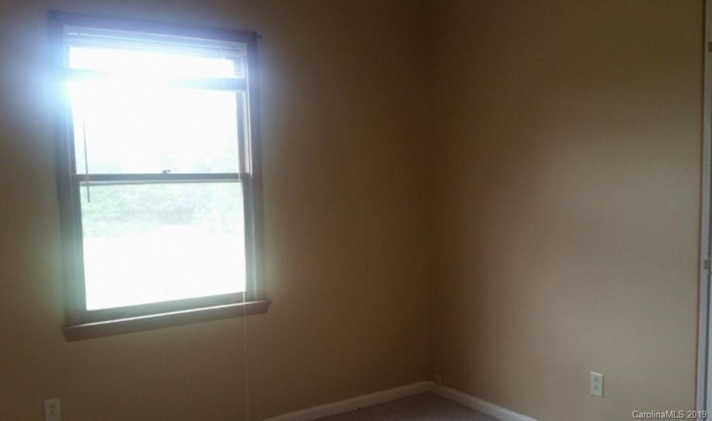 2294 Robert H Kirk Road Lancaster, SC 29720 - Photo 4 of 8 Gallery Image 4