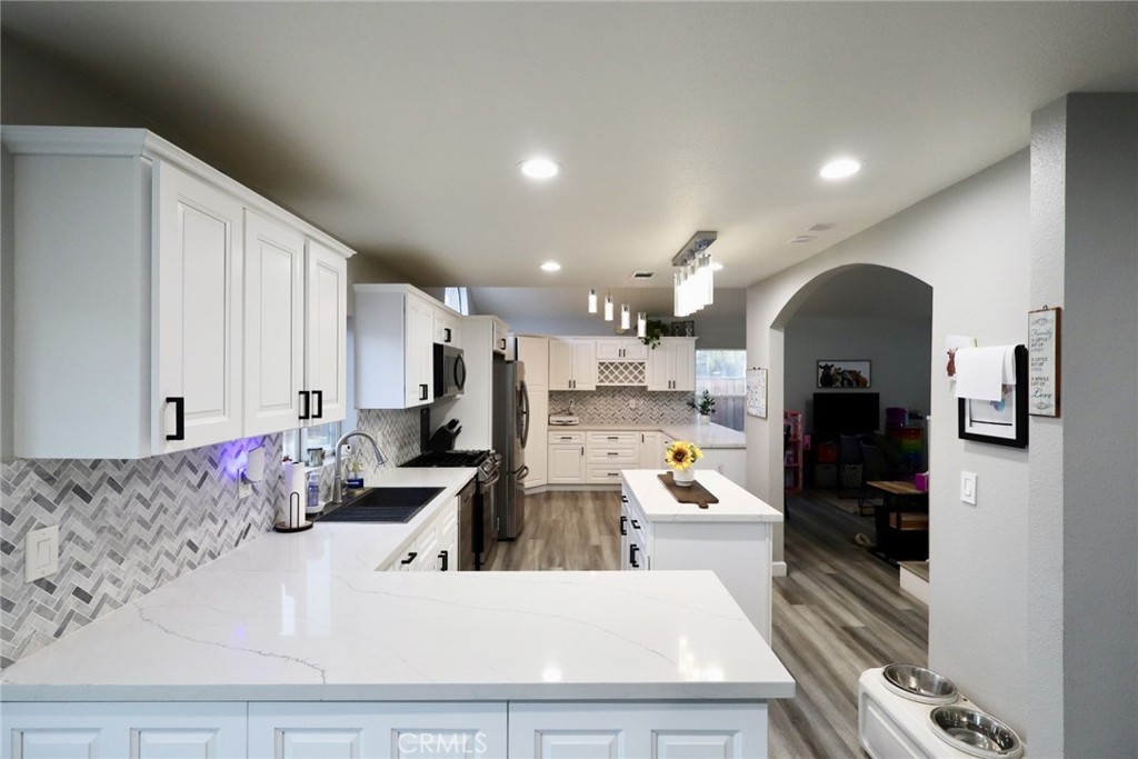 2804 Rippling Brook Place Ontario, CA 91761 - Photo 11 of 51