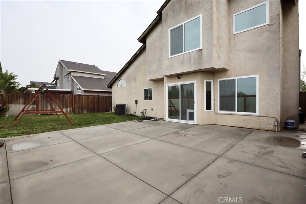 2804 Rippling Brook Place Ontario, CA 91761 - Photo 6 of 51