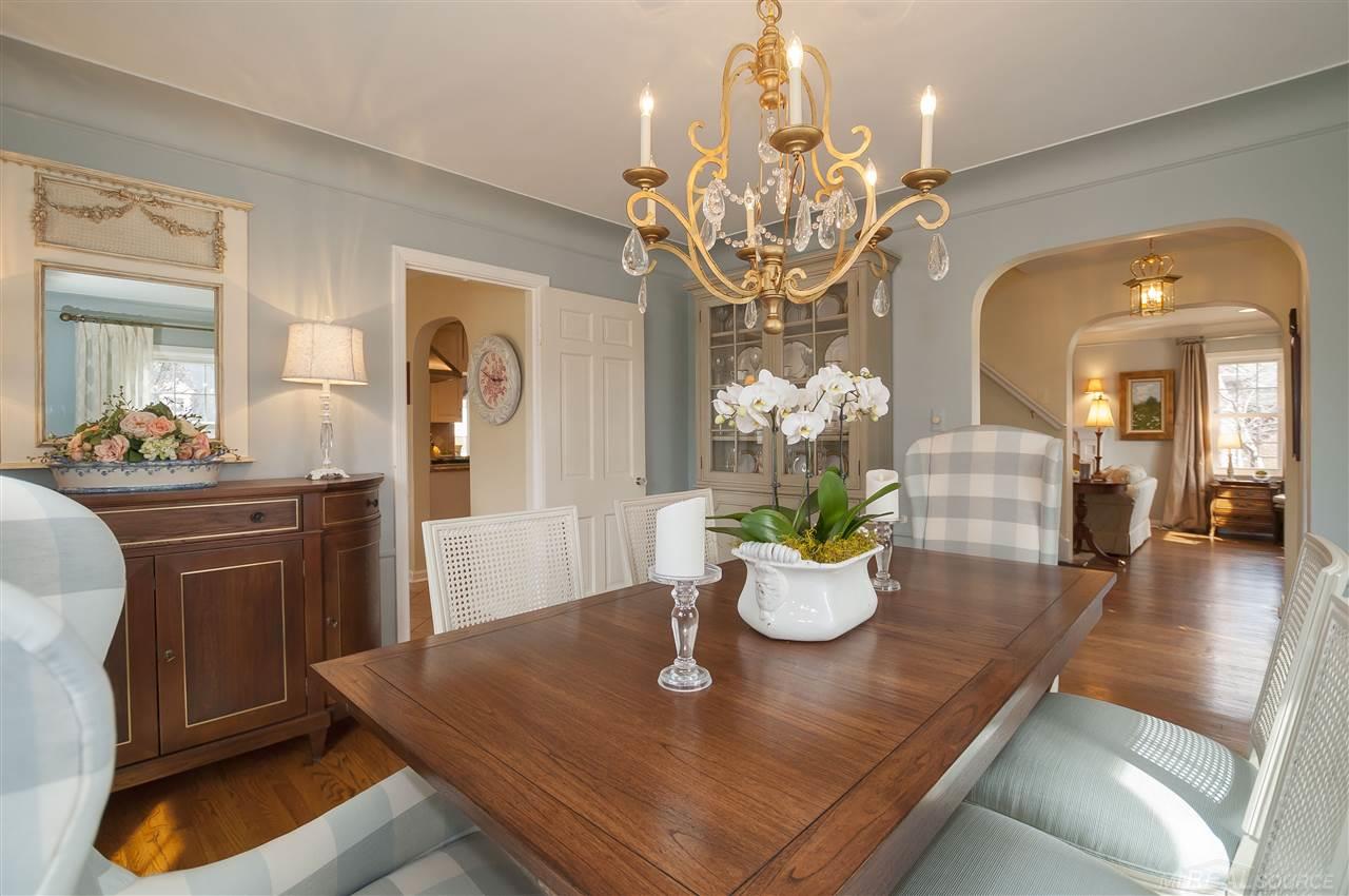 1652 Hawthorne Road Grosse Pointe, MI 48236 - Photo 24 of 55 31346344-23.JPG