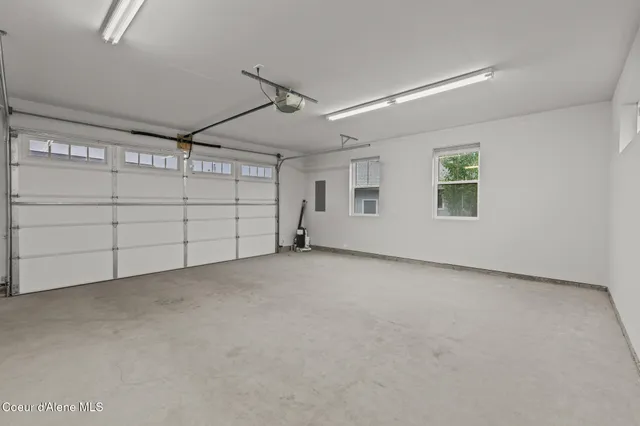 $650,000 | 117 Hanson Court, Dover, ID 83825