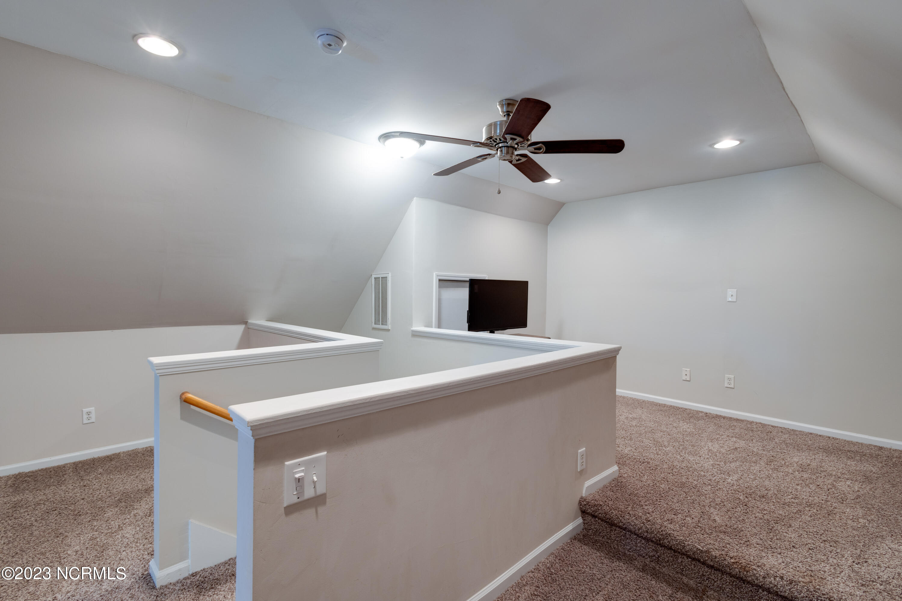 1152 Tebo Road New Bern, NC 28562 - Photo 23 of 45 Bonus Room View 2