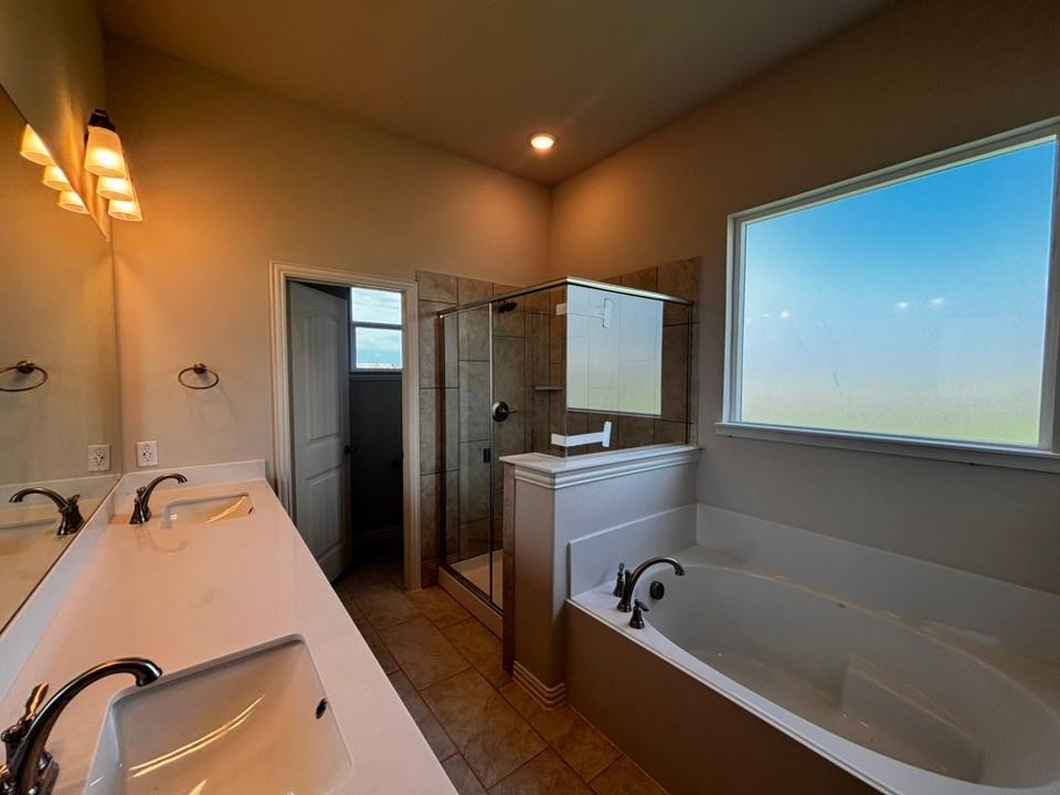 132 Hillview Trail Decatur, TX 76234 - Photo 10 of 12