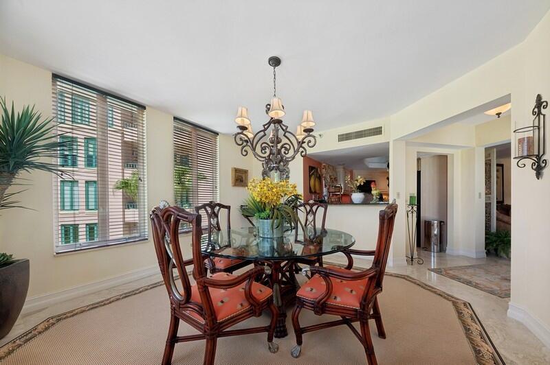 120 Southeast 5th Avenue, Unit 326 Boca Raton, FL 33432 - Photo 7 of 25 06_120SE5thAvenue326_92_KitchenDiningRoo