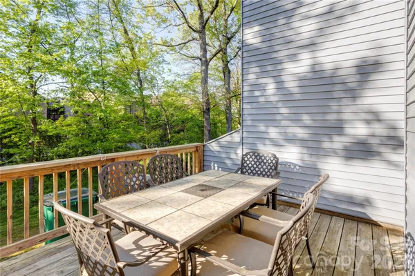 $275,000 | 6608 Point Comfort Lane, Charlotte, NC 28226