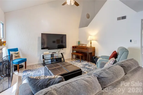 $275,000 | 6608 Point Comfort Lane, Charlotte, NC 28226