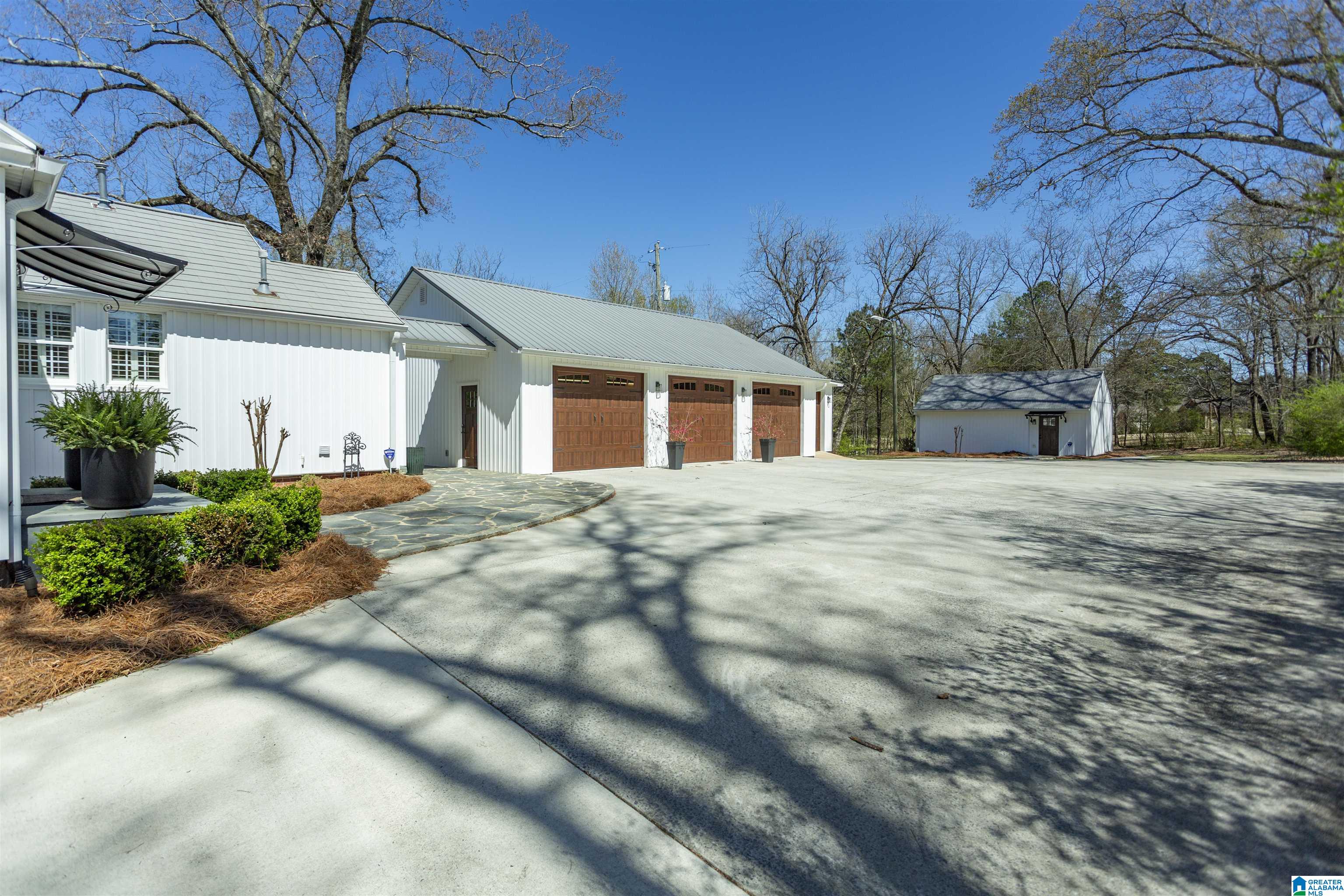 5449 Sutherland Road Mount Olive, AL 35117 - Photo 5 of 69