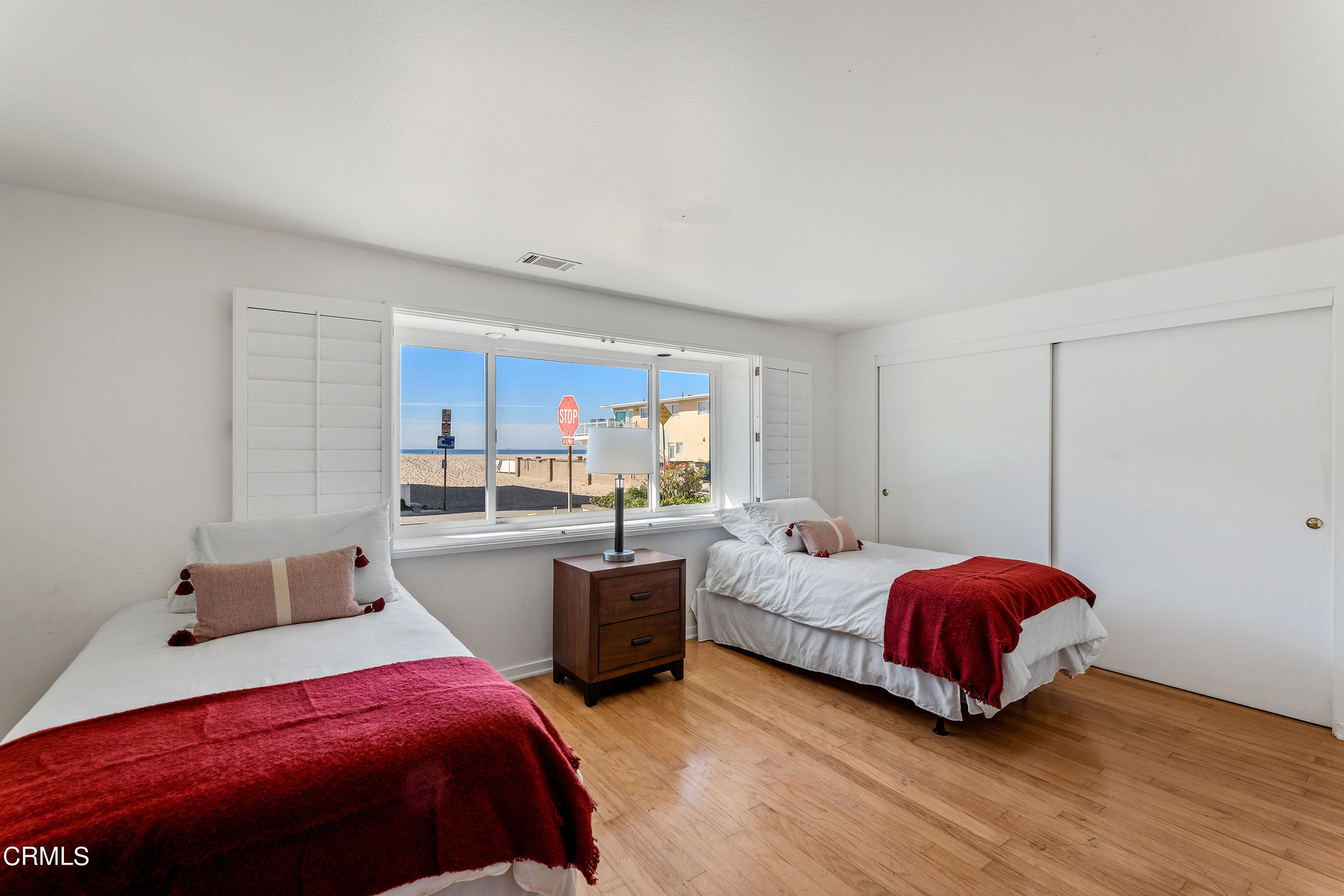 4064 Ocean Drive Oxnard, CA 93035 - Photo 34 of 37 4064 Ocean Dr MLS (10 of 40)