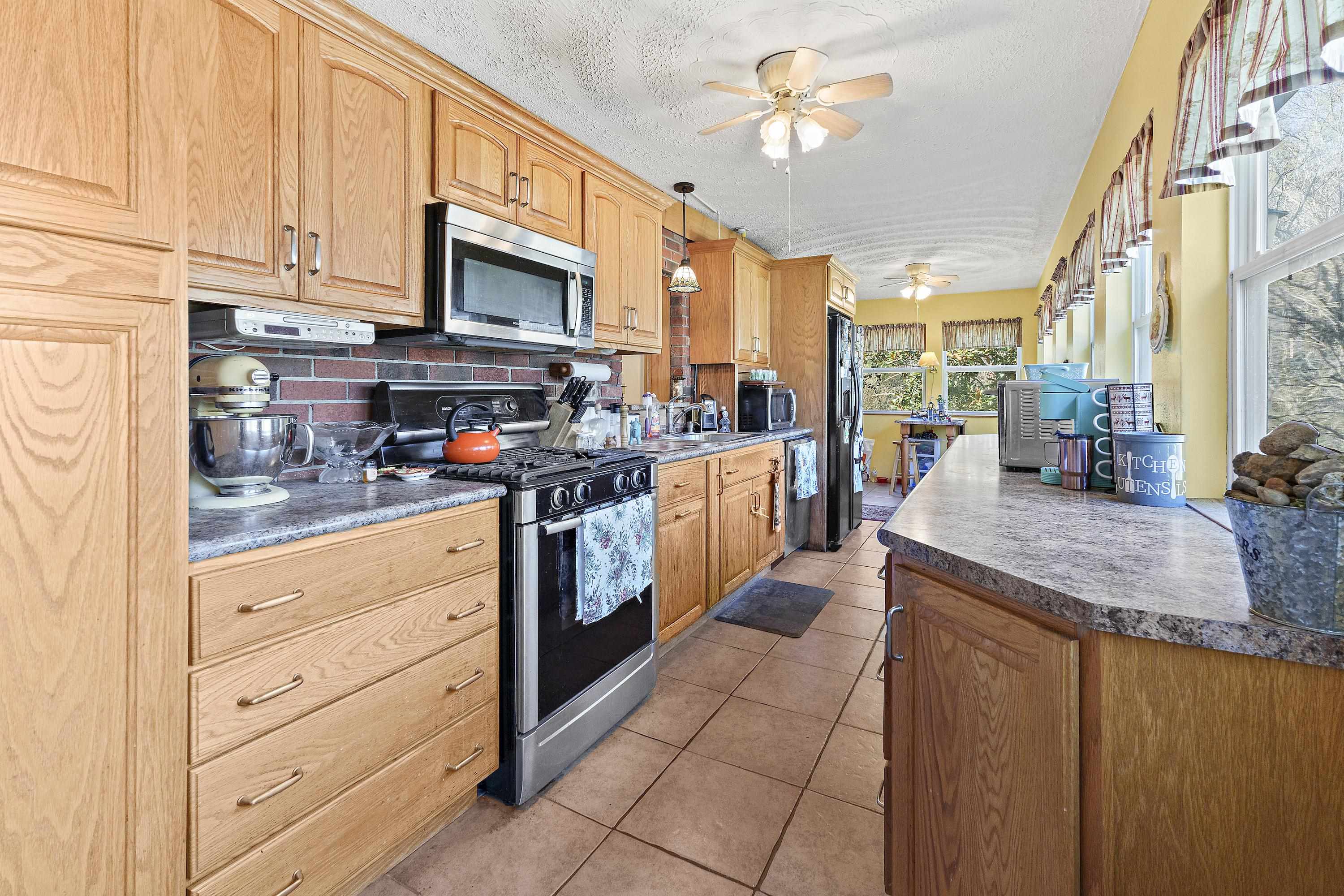 1530 Fullers Ridge Road Louisa, KY 41230 - Photo 34 of 48 Gallery Image 34