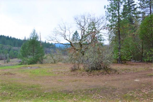 5075 Riverbanks Road Grants Pass, OR 97527 - Photo 6 of 15 DSC_0008