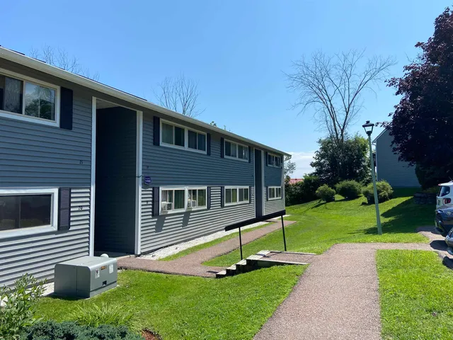 $299,000 | 102 Quarry Hill Road, Unit 21, South Burlington, VT 05403
