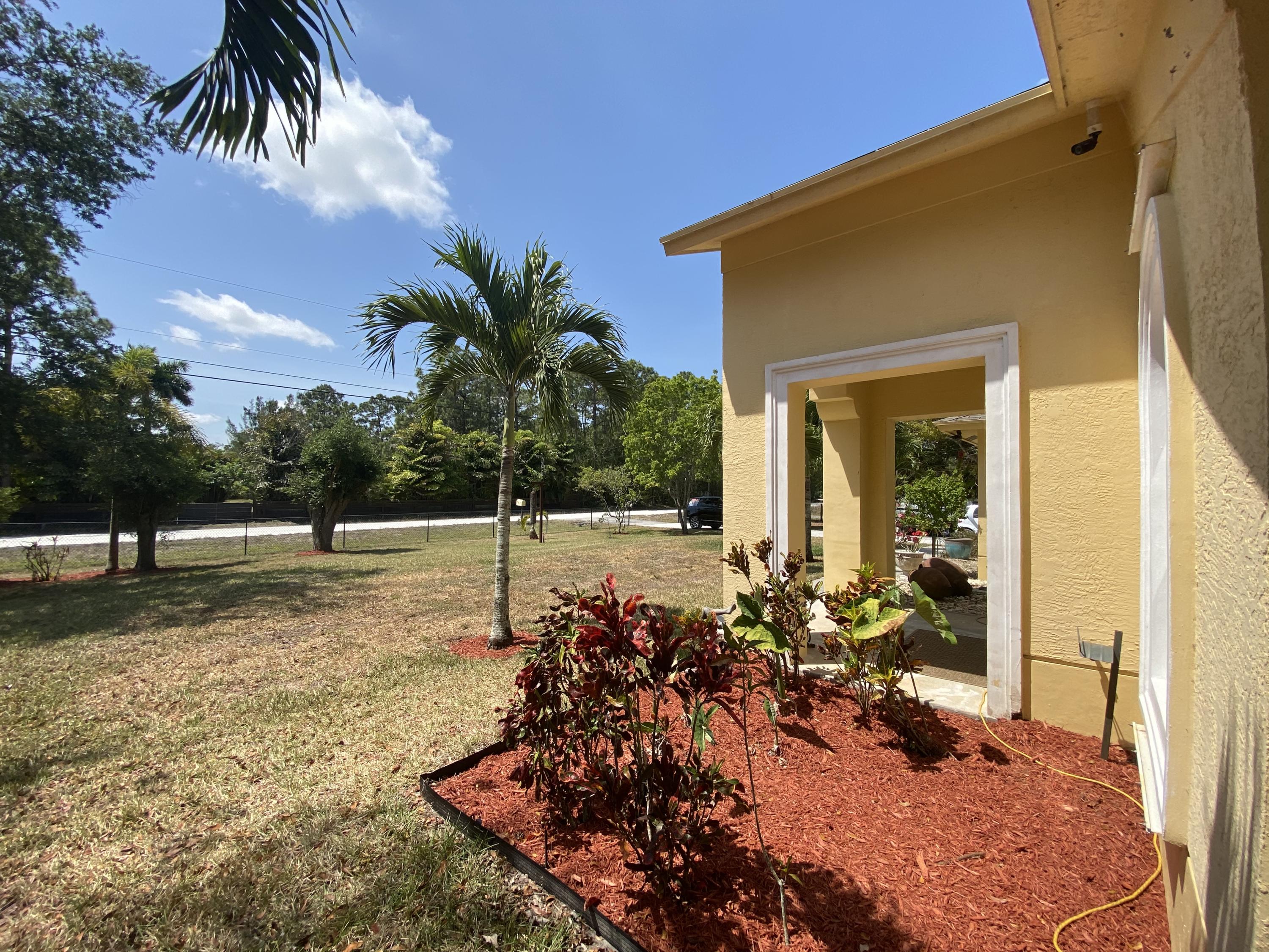17959 41st Road North Loxahatchee, FL 33470 - Photo 13 of 168 98CF5104-46A5-4808-8634-69539CE76E19