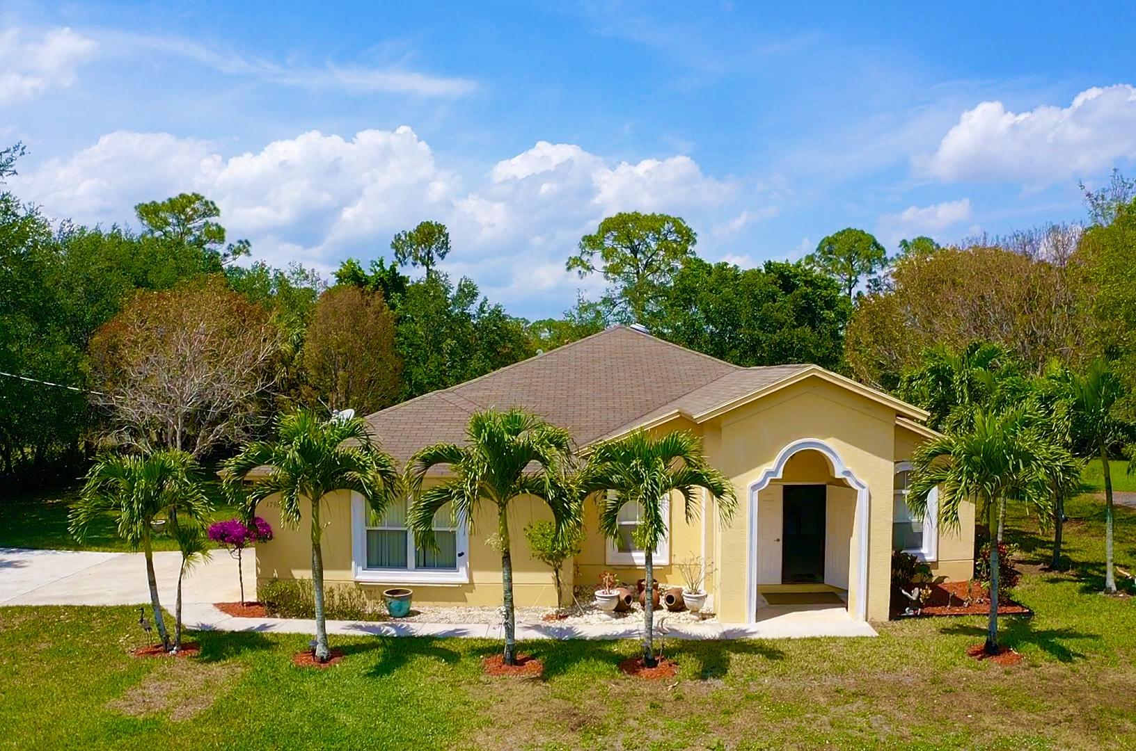 17959 41st Road North Loxahatchee, FL 33470 - Photo 3 of 168 898BD75F-C29D-4D15-93F0-72C98C83D89B