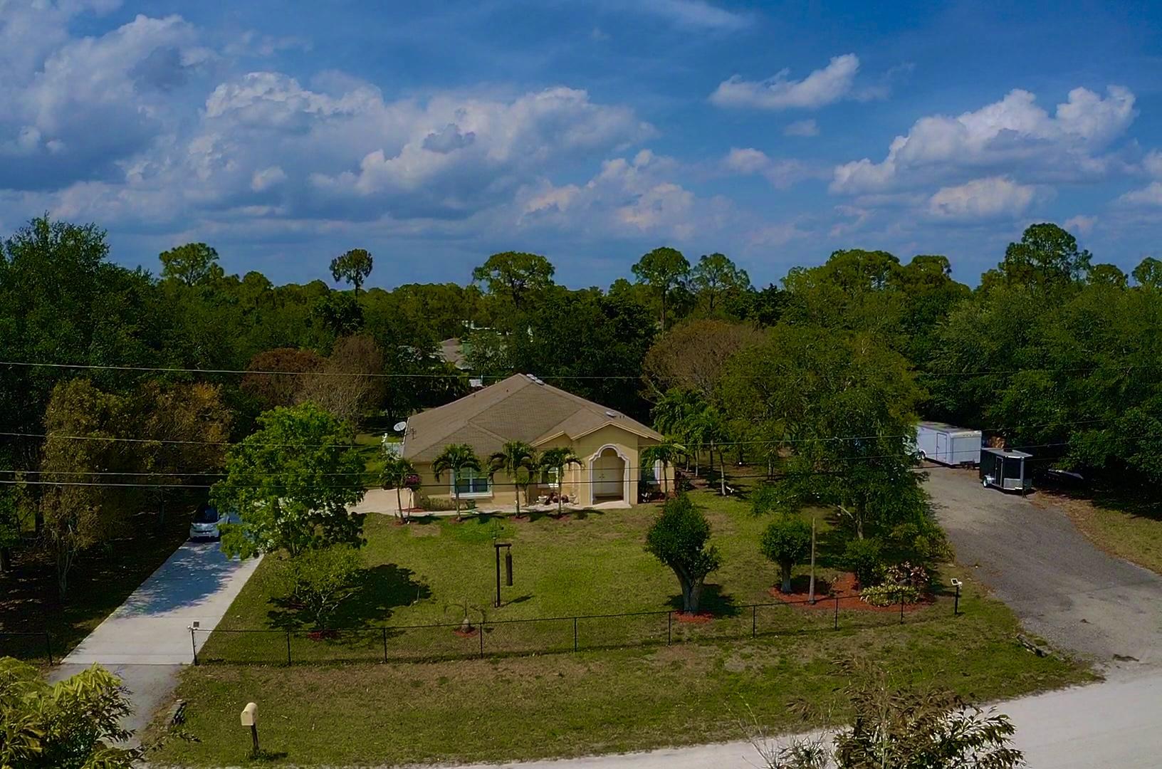 17959 41st Road North Loxahatchee, FL 33470 - Photo 4 of 168 735D80CD-225D-49DD-BCC7-9209FC188353