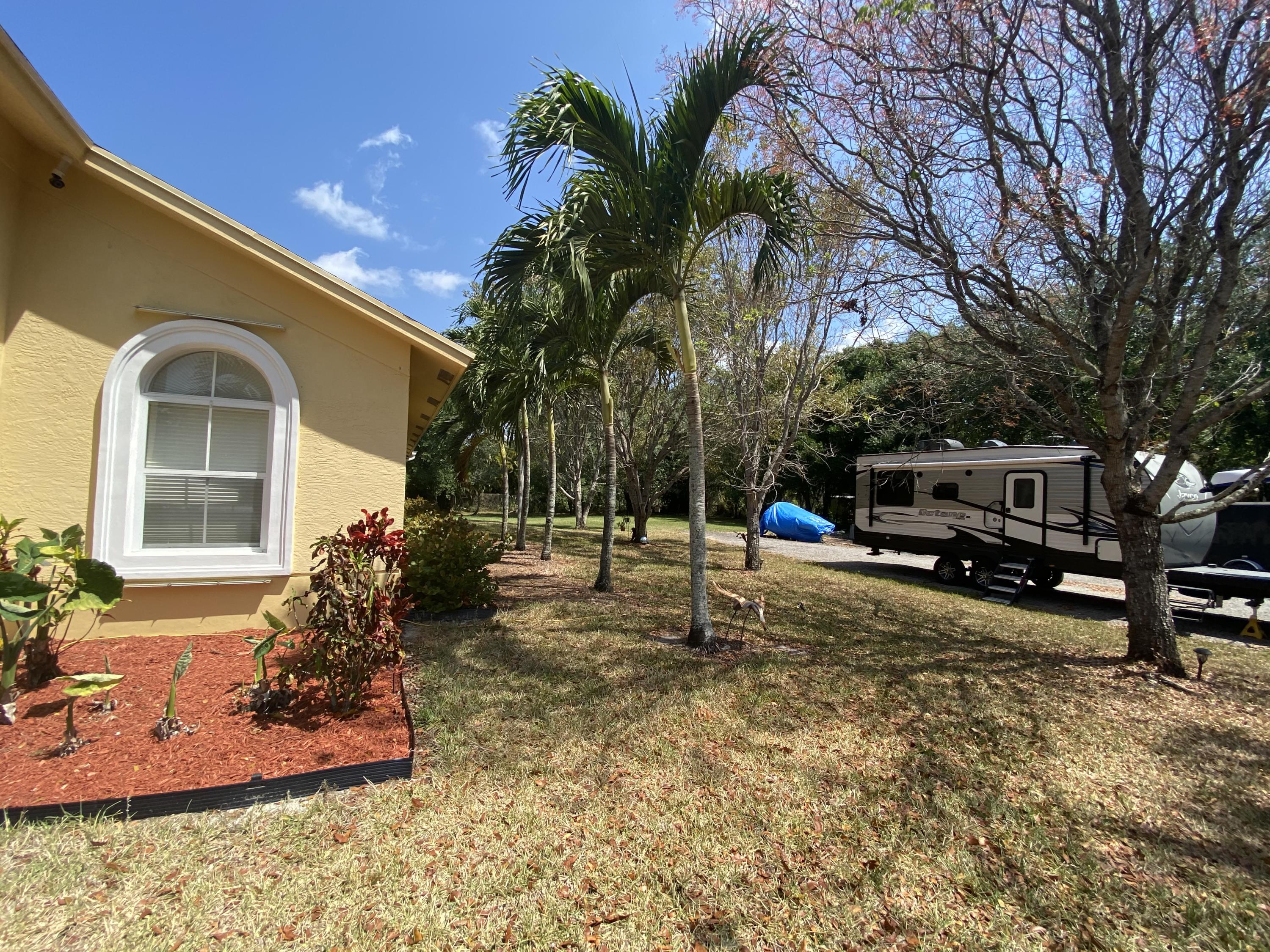 17959 41st Road North Loxahatchee, FL 33470 - Photo 49 of 168 9C5D8A2A-3BCC-4592-BCA0-222E00891DB7
