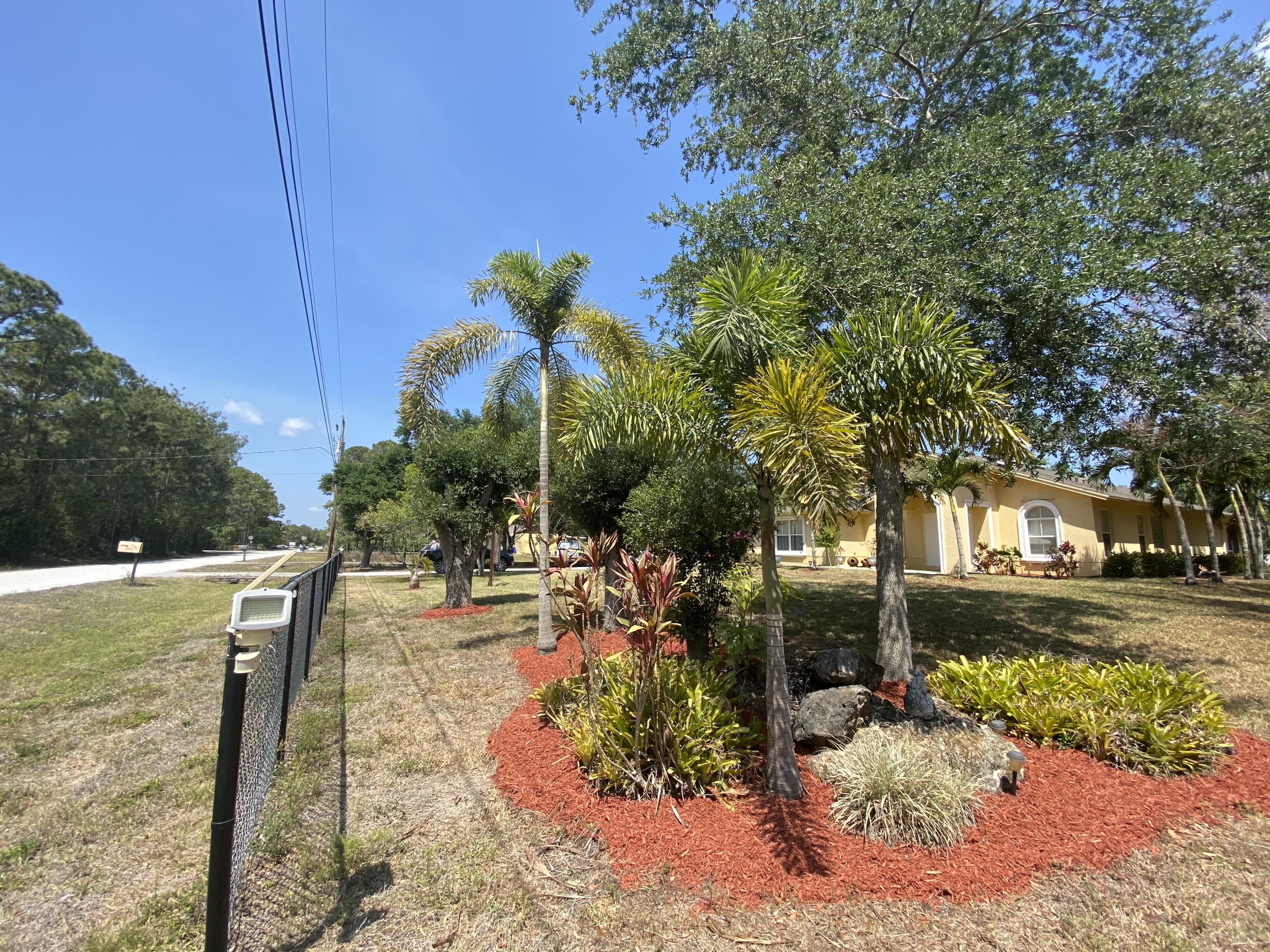 17959 41st Road North Loxahatchee, FL 33470 - Photo 50 of 168 20956622-8933-471B-93DD-A6B478577E93