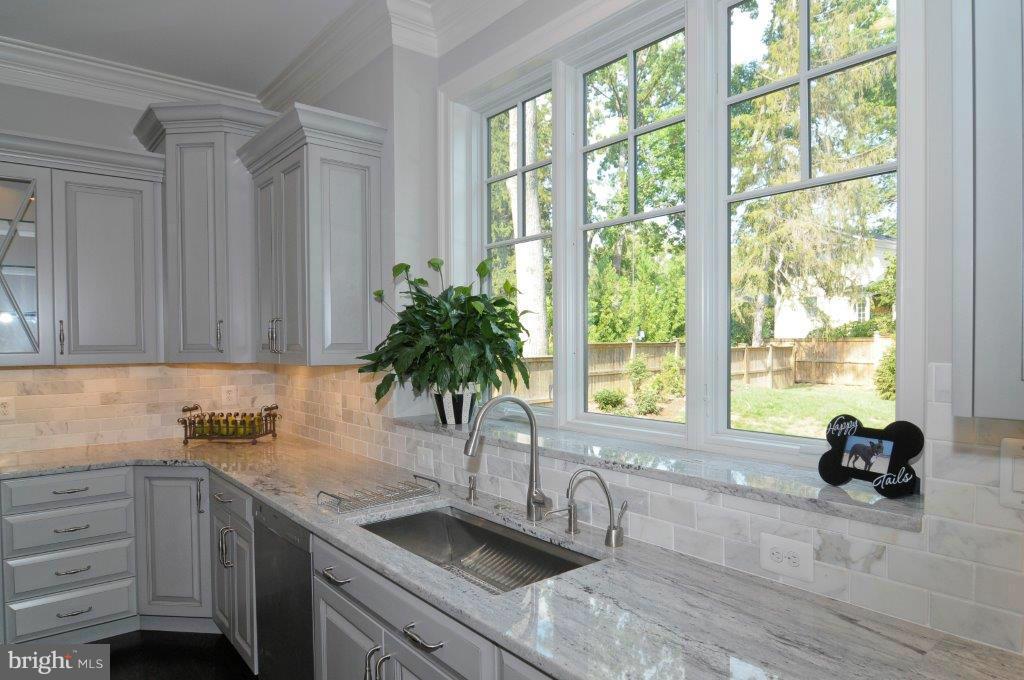 5803 Aberdeen Road Bethesda, MD 20817 - Photo 14 of 29 Kitchen