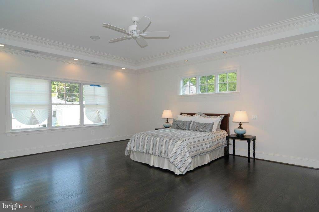 5803 Aberdeen Road Bethesda, MD 20817 - Photo 18 of 29 Bedroom (Master)