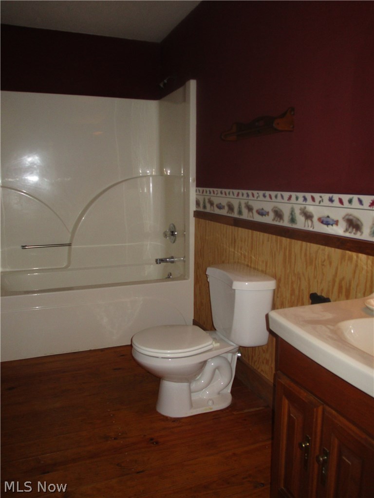 52885 Farmington Road Bridgeport, OH 43912 - Photo 25 of 32 Gallery Image 25