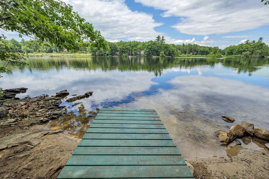 241 Calef Highway Lee, NH 03861 - Photo 23 of 40