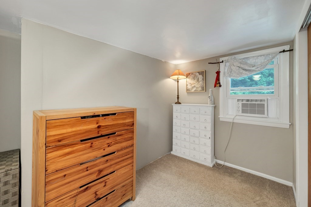 241 Calef Highway Lee, NH 03861 - Photo 30 of 40