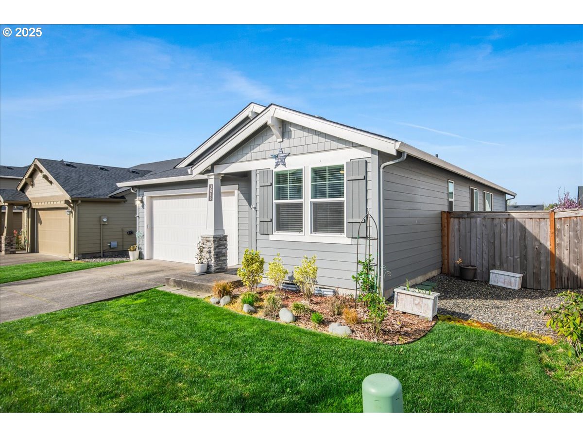 3815 South 40th Place Ridgefield, WA 98642 - Photo 3 of 32