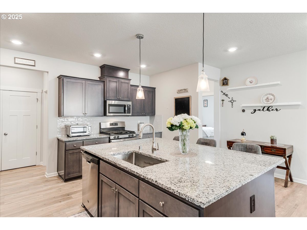 3815 South 40th Place Ridgefield, WA 98642 - Photo 8 of 32