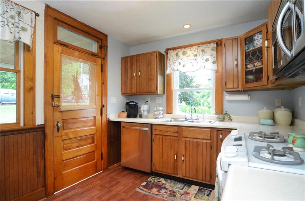 724 Walnut Street Crescent, PA 15046 - Photo 14 of 25 Gallery Image 14