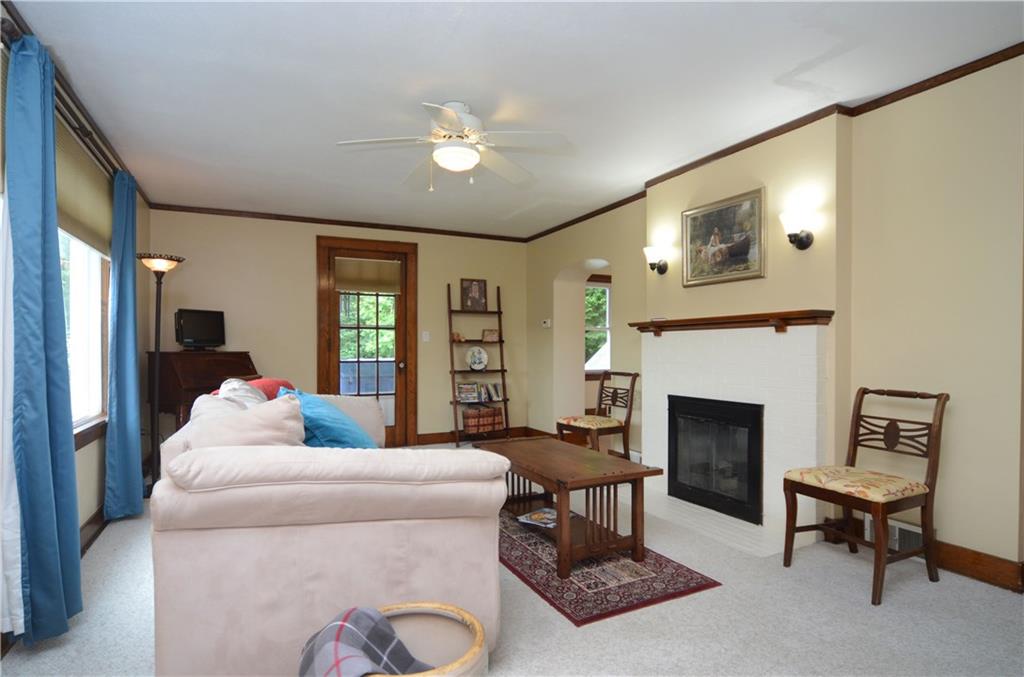 724 Walnut Street Crescent, PA 15046 - Photo 6 of 25 Gallery Image 6