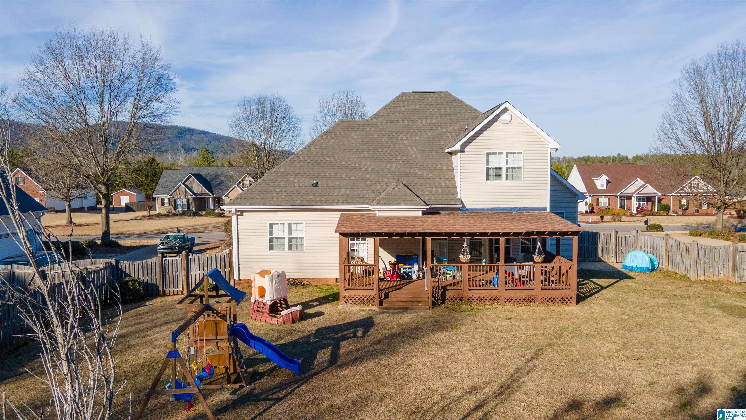 175 Liberty Lane Anniston, AL 36207 - Photo 2 of 25