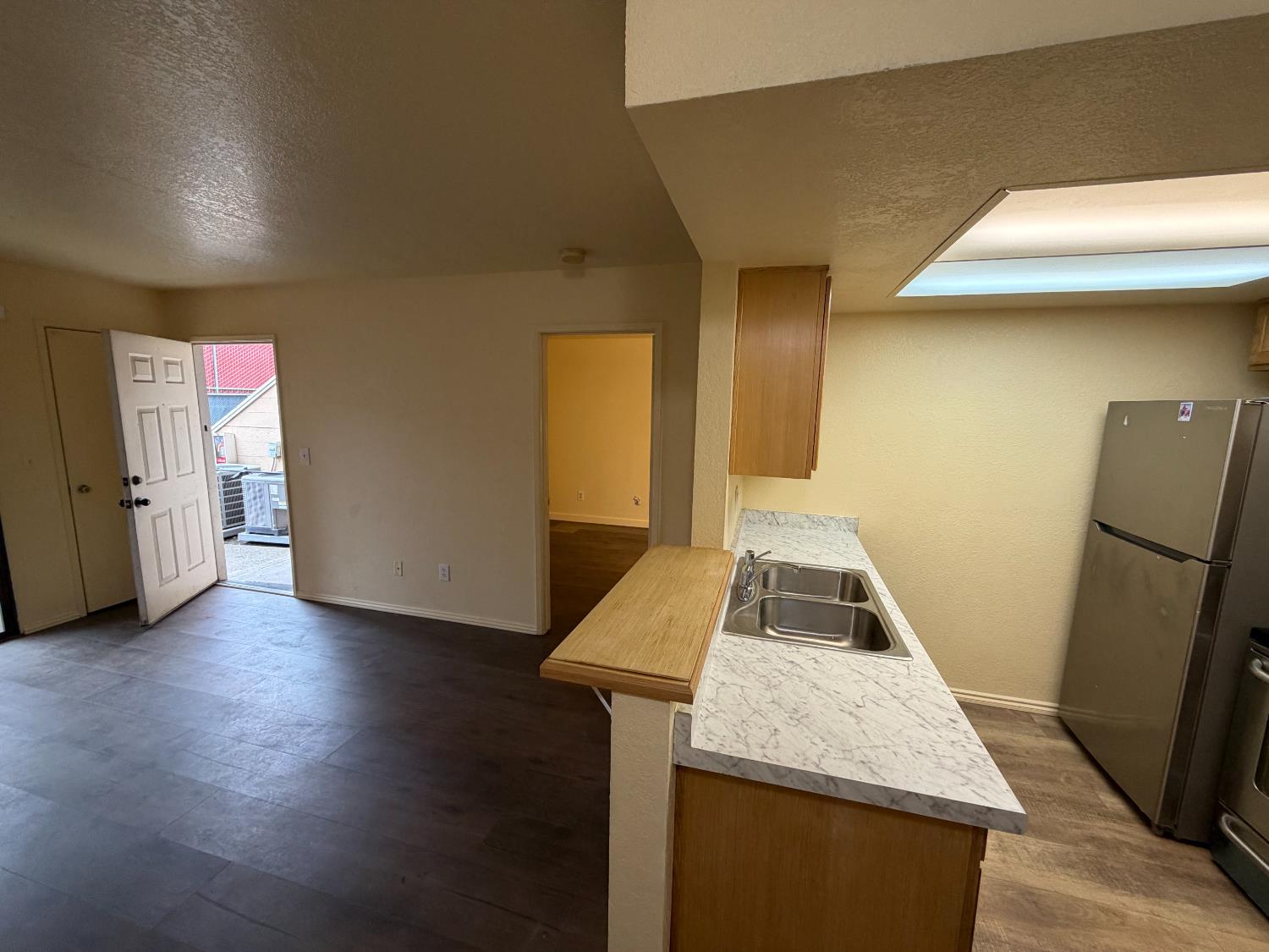 1661 Pyrenees Avenue, Unit 70 Stockton, CA 95210 - Photo 3 of 32