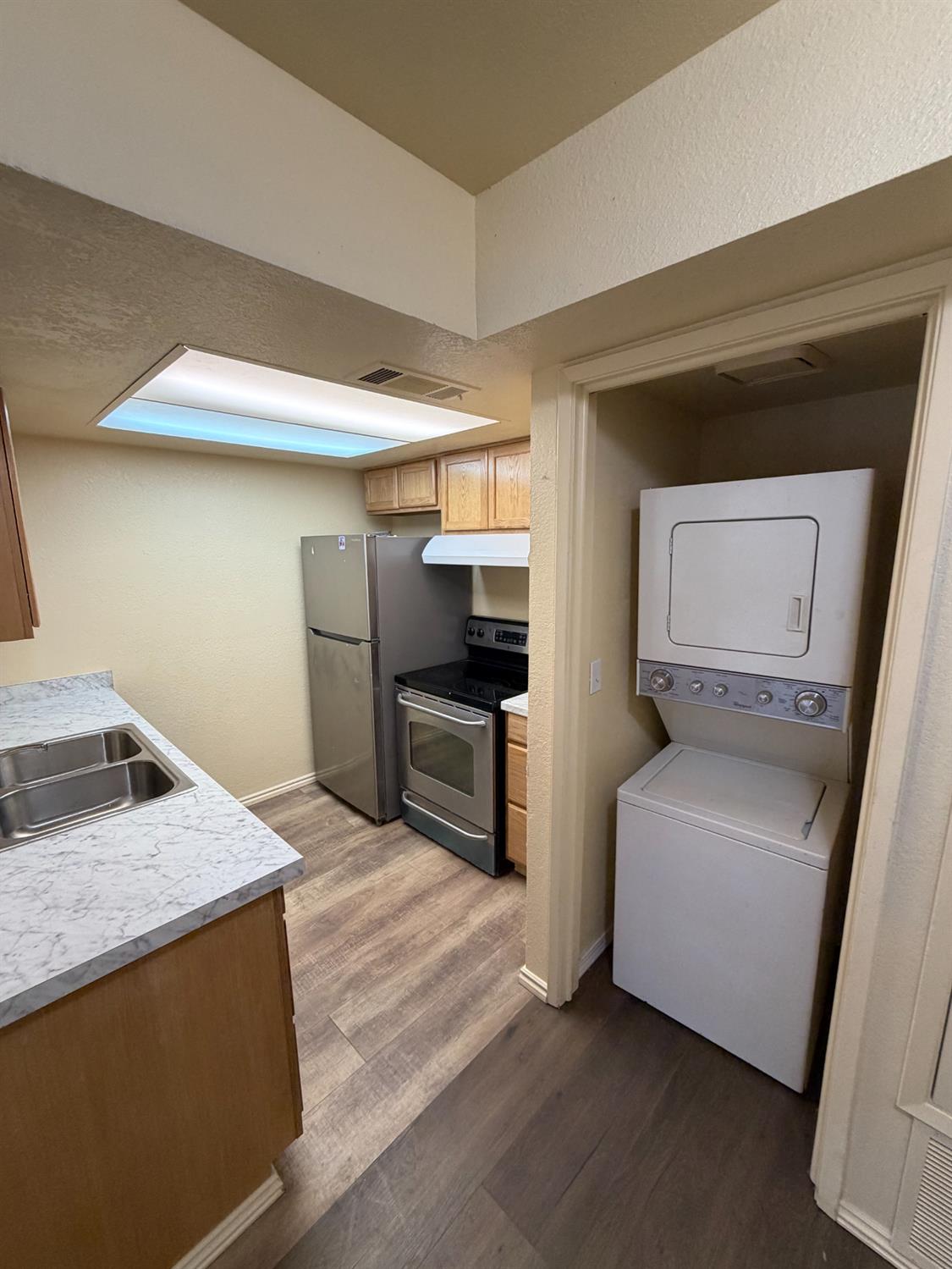 1661 Pyrenees Avenue, Unit 70 Stockton, CA 95210 - Photo 7 of 32