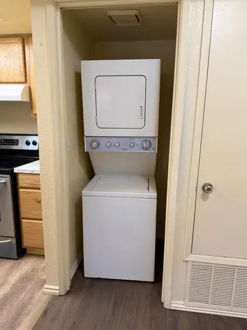 $145,000 | 1661 Pyrenees Avenue, Unit 70, Stockton, CA 95210