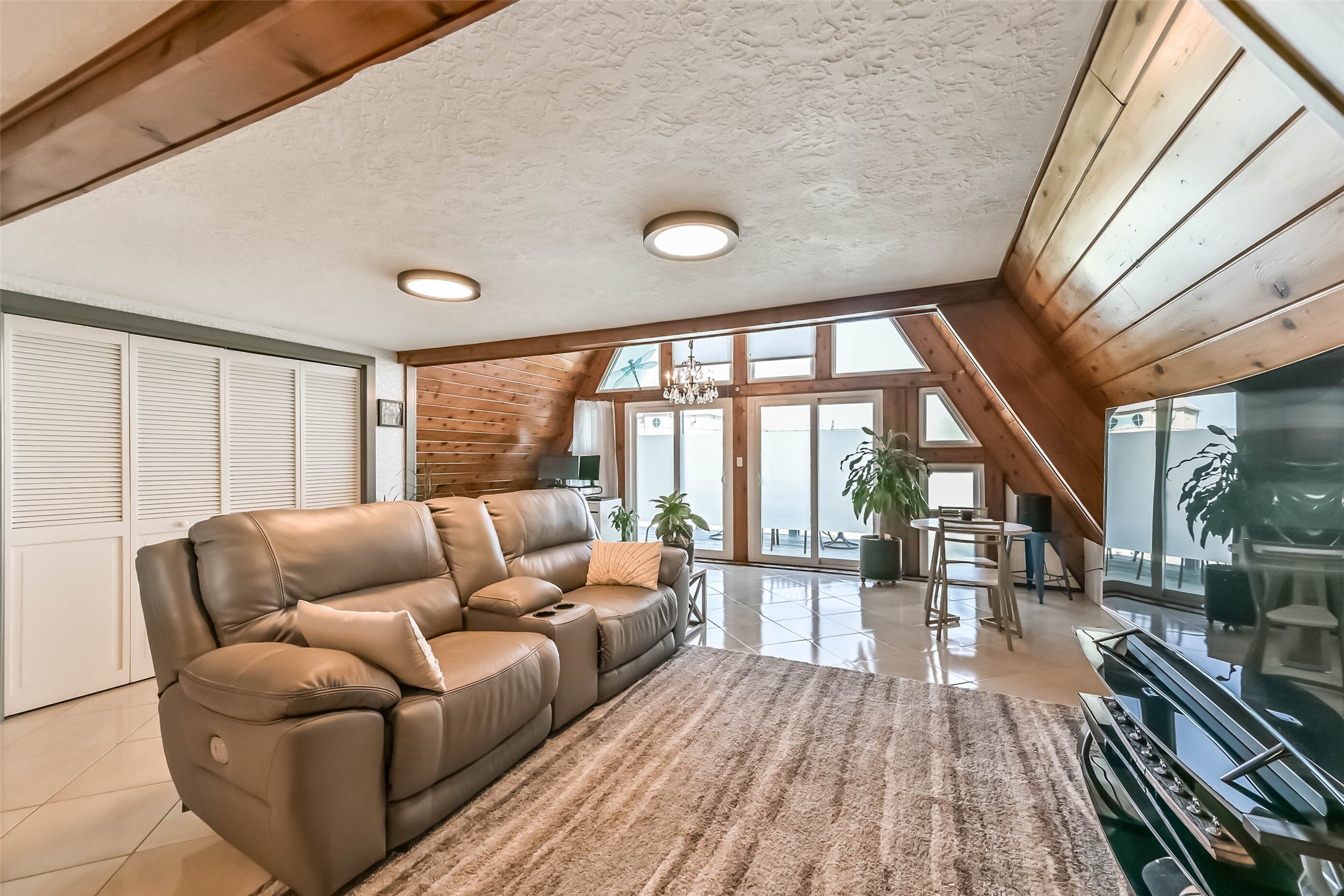 2009 Todville Road Seabrook, TX 77586 - Photo 15 of 46