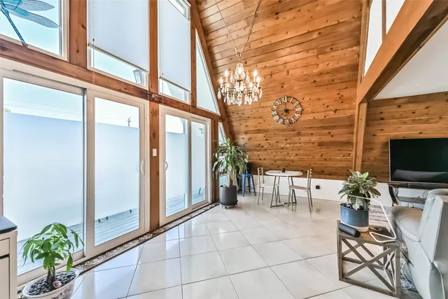 $2,850 | 2009 Todville Road, Seabrook, TX 77586