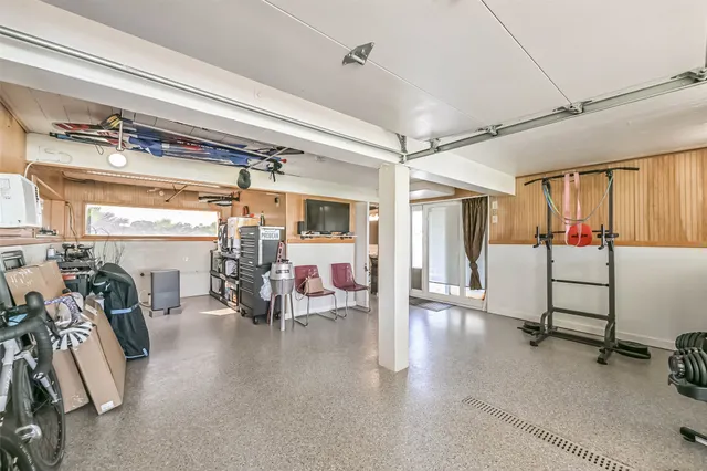 $2,850 | 2009 Todville Road, Seabrook, TX 77586