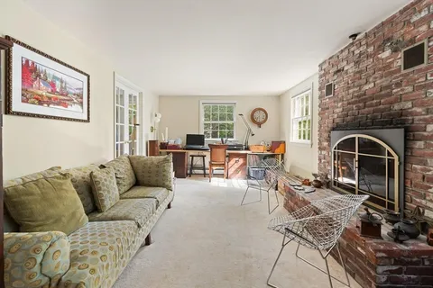 $5,350 | 368 Main Street, Lynnfield, MA 01940
