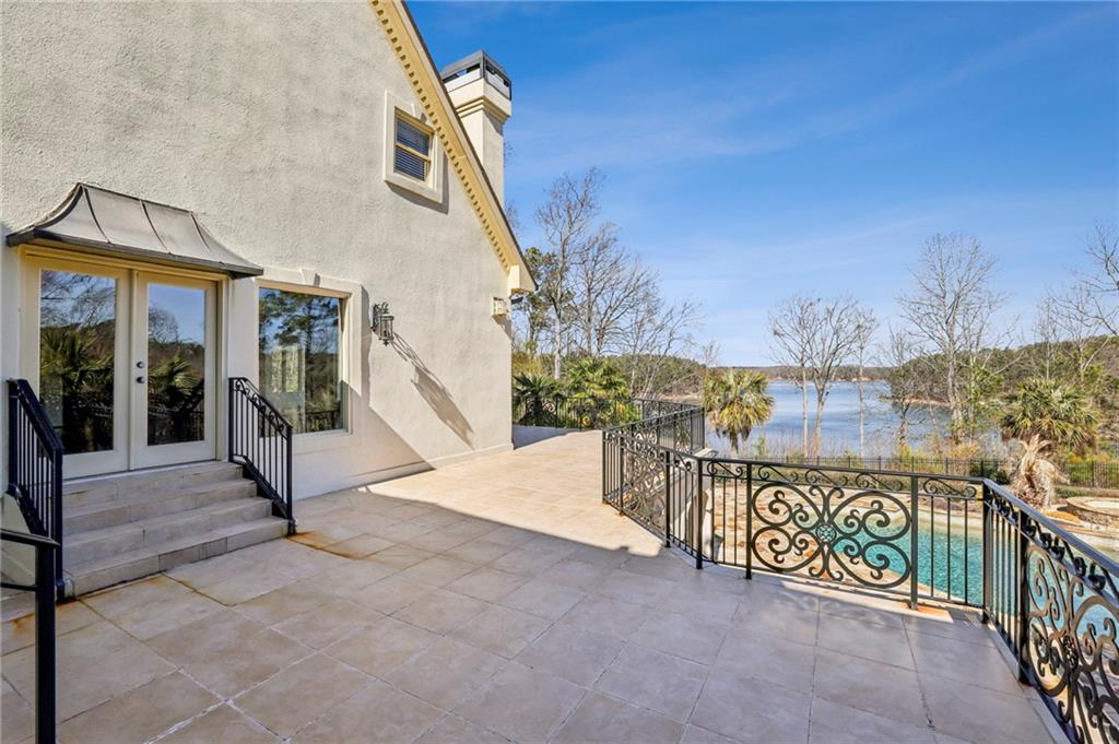 6525 Garrett Road Buford, GA 30518 - Photo 76 of 98 a view of a street with an outdoor seating