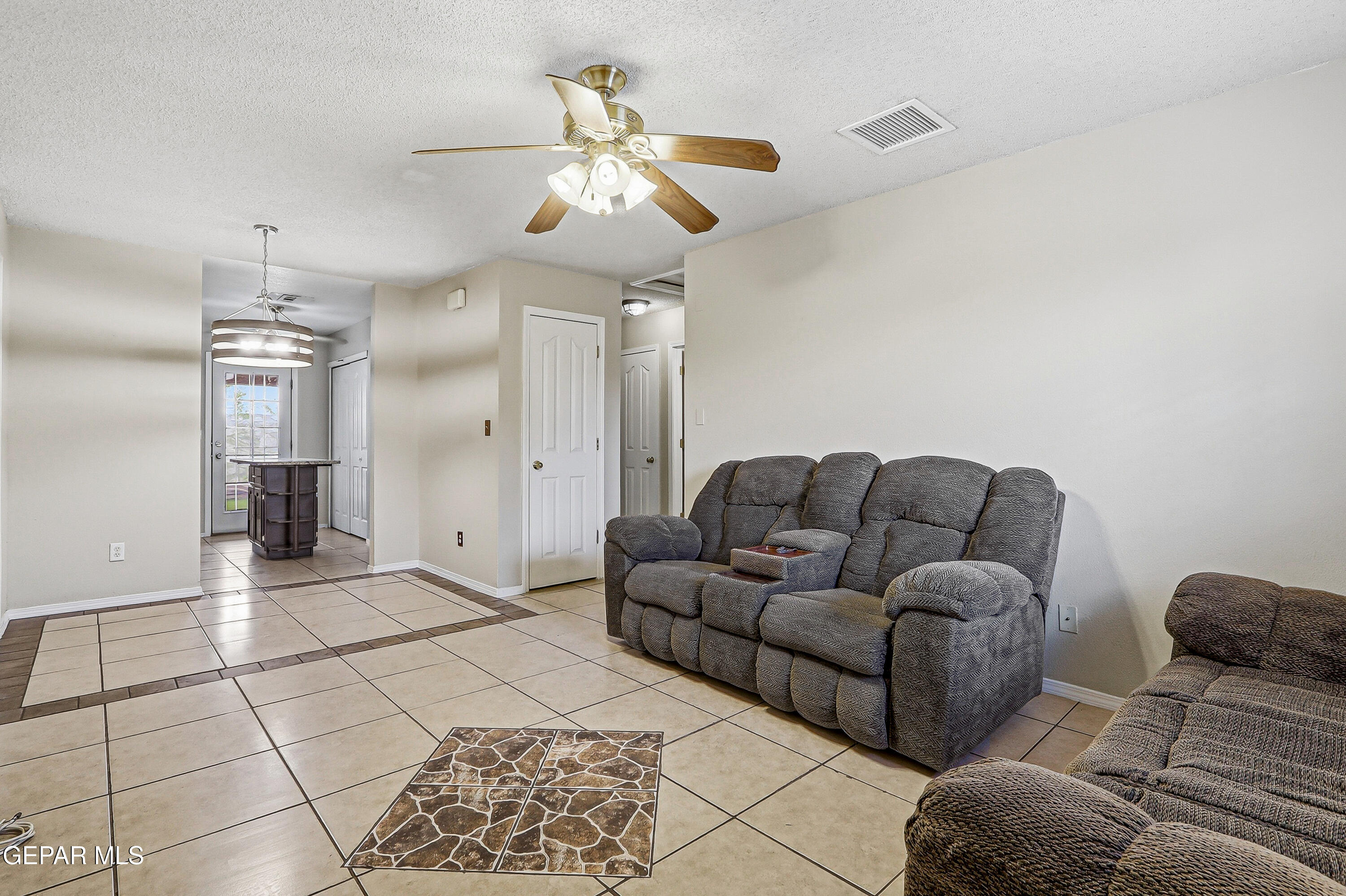 10776 Spring Valley Circle Socorro, TX 79927 - Photo 13 of 32 24-print-IMG_2694