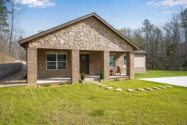 $520,000 | 6927 Flagstone Drive, Ooltewah, TN 37363